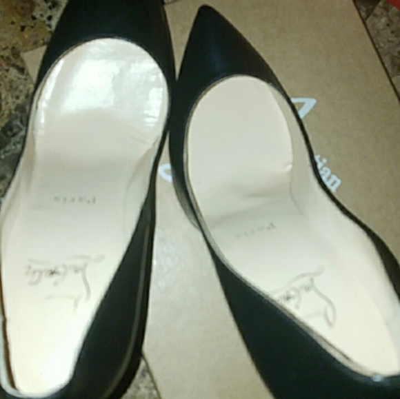 New Christian Louboutin - Picture 2 of 7